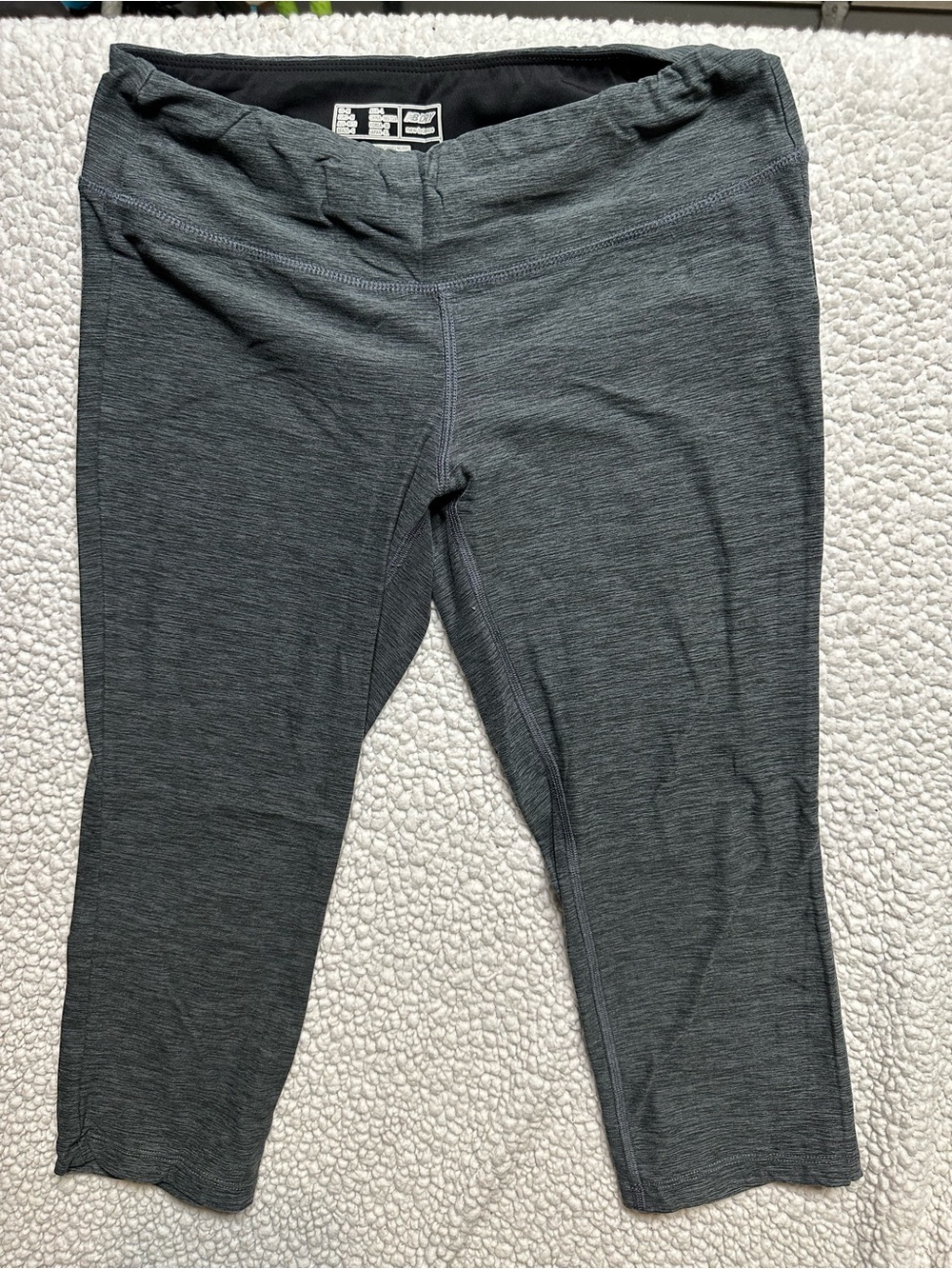 New Balance Dark Gray Capri Leggings H22